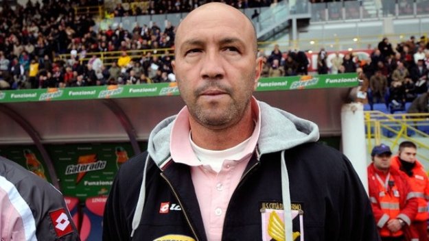 Валтер Дзенга все по-близо до треньорския пост в Интер