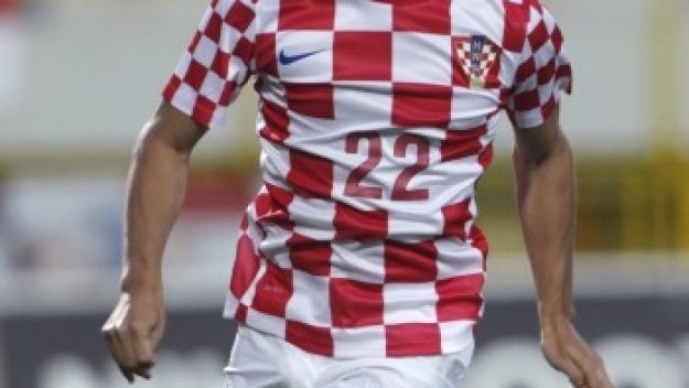 Фулъм връща Едуардо Да Силва във Висшата лига