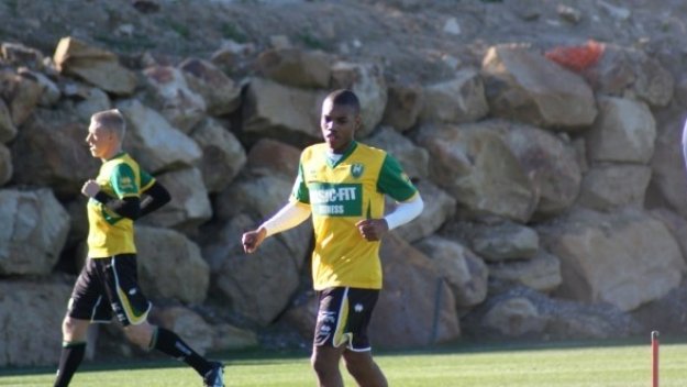 Официално: Гари Родригес подписа с Левски