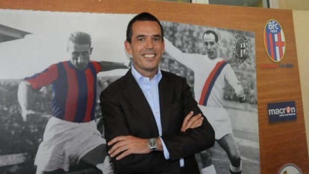 Слагат Болоня на тезгяха