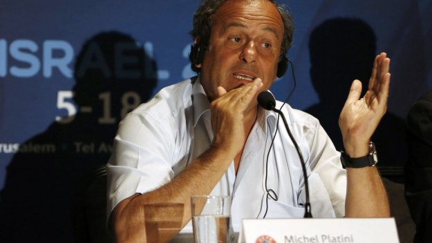 Платини предлага въвеждане на наказателни минути