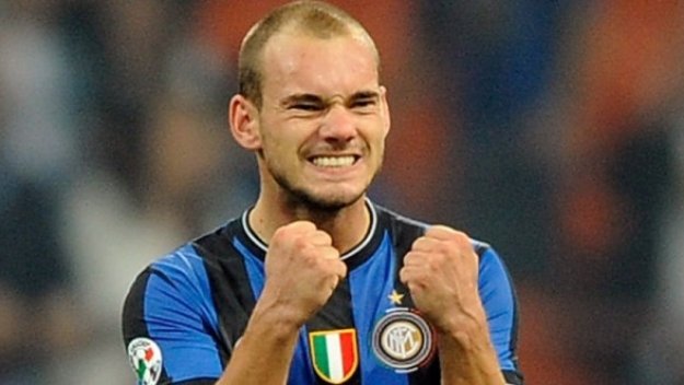 Снайдер подписа с Интер до 2015 година