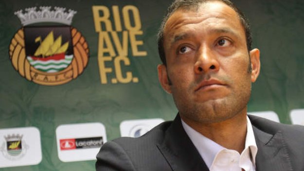 Валенсия с нов треньор