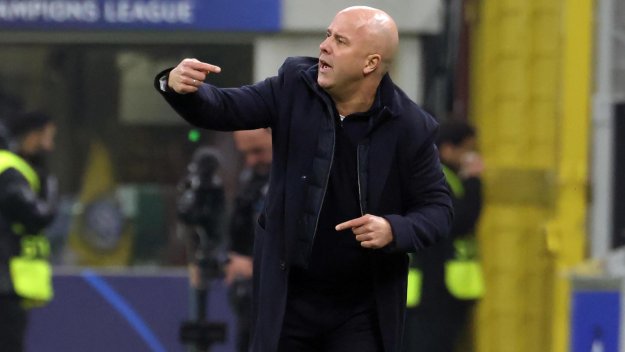 Аут от Ливърпул? Слот разкри дали ще прости на грешника Салах