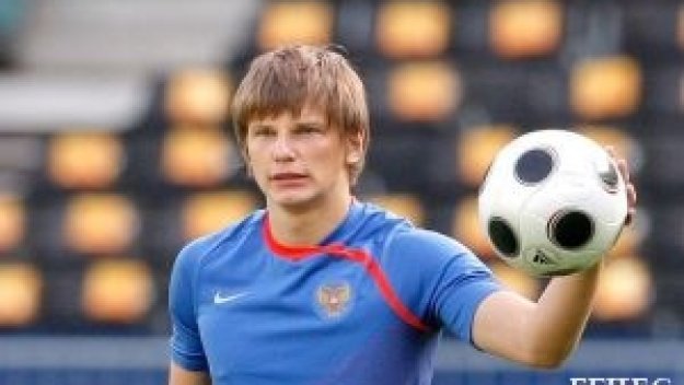 Кръстиха камила на Аршавин в зоопарк в Налчик