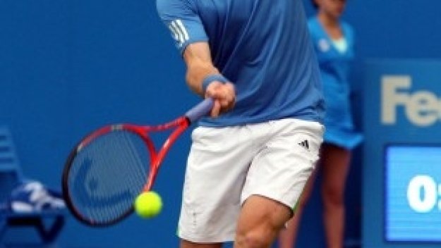 Малис измъчи Мъри на старта в Куинс