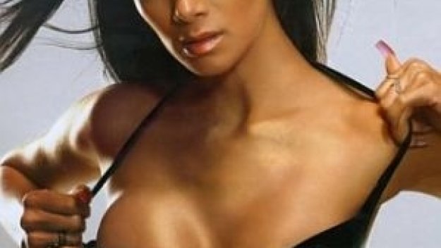 Никол беснее в лондонски клуб