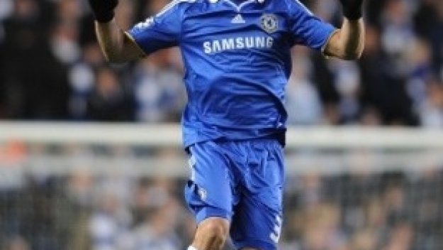 Алекс от Челси може да замени Боатенг за Байерн