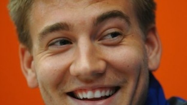 Арсенал отказа да продаде Бендтнер на Фулъм