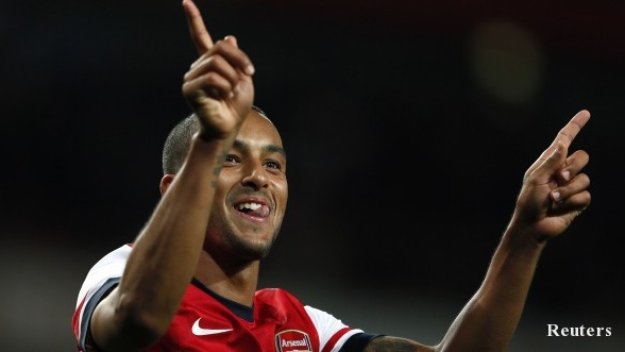 Арсенал не е готов на всичко, за да задържи Уолкът