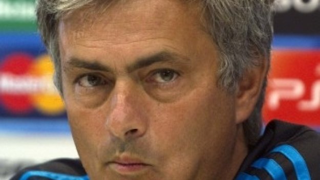 Моуриньо: Феновете трябва да избират кога да играем