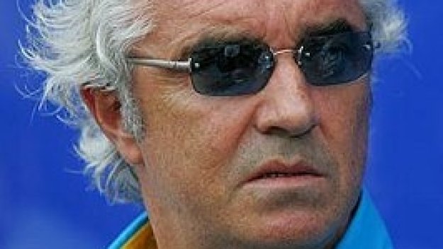 Бриаторе: новите правила дават предимство на Рено