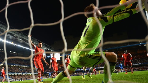 Артур Боруц със счупена китка