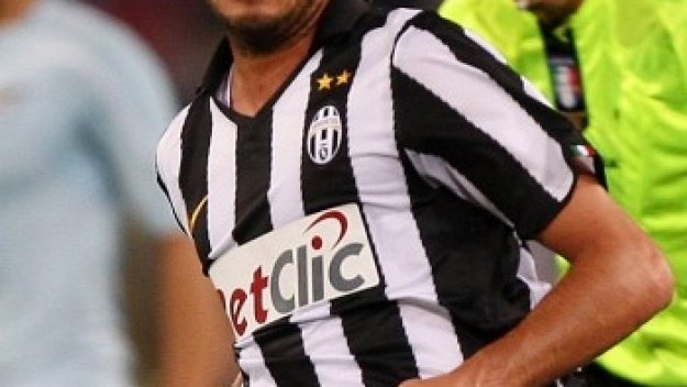 Марота: Няма да платим 16 милиона паунда на Ливърпул за Акуилани