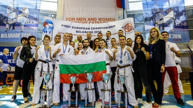 Александър Команов грабна златото от първото KWU първенство на Европа