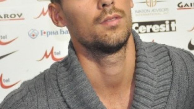 Вдигат Нуно Пинто на крака за Черноморец