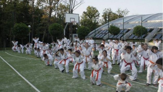 Каратисти от 6 държави на лагер в Камчия 