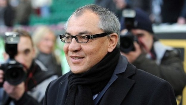 Магат призна за интерес към Хунтелаар