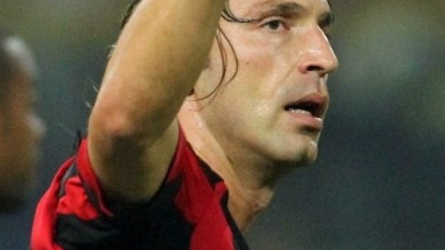 Грандове се облизват за Пирло