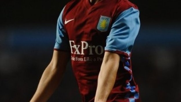 Стоук Сити ще се опита да отърве Астън Вила от Стивън Айрлънд