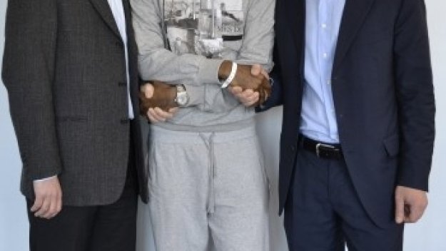 Изписаха Муамба от болницата