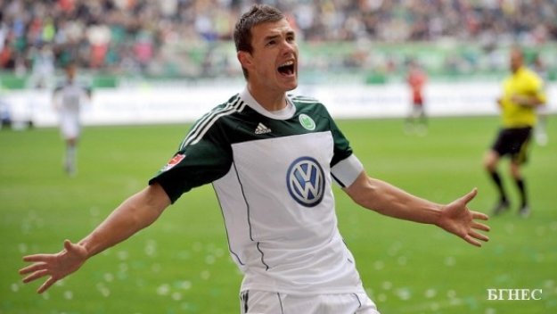 Ювентус уредил Един Джеко