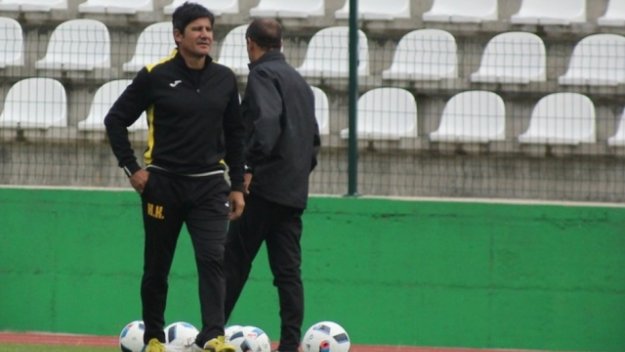 Оставки в Ботев Пловдив! "Канарчетата" останаха без треньори и спортен директор