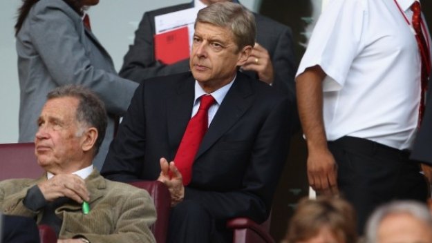 Венгер: Не изключвам Насри да премине в Сити заради парите