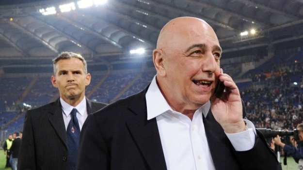 Галиани: Милан се интересува от Ван дер Варт, Бейл и Хамшик