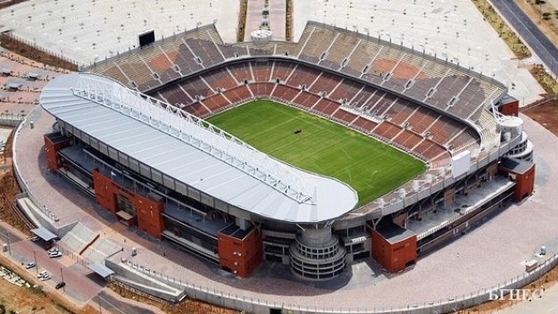 Ултрамодерни терени от естествена и изкуствена трева дебютират в ЮАР