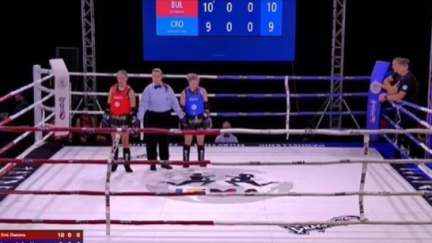 Еми Данова преби хърватка в Атина + ВИДЕО