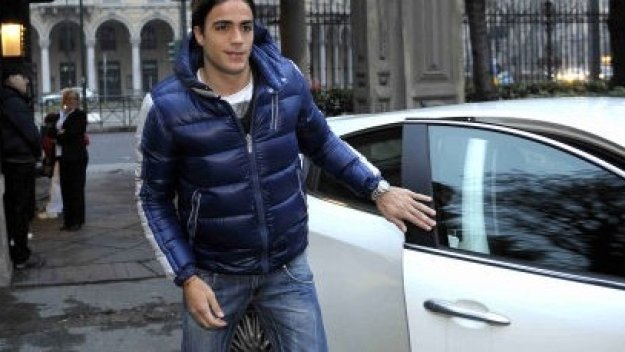 Алесандро Матри пристигна в Торино