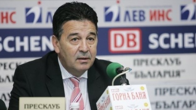 Шефовете на Локо (Пд) отпрашиха за Турция