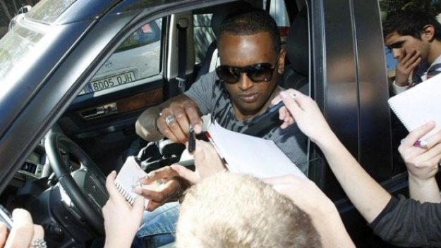 Валенсия отстрани Мигел