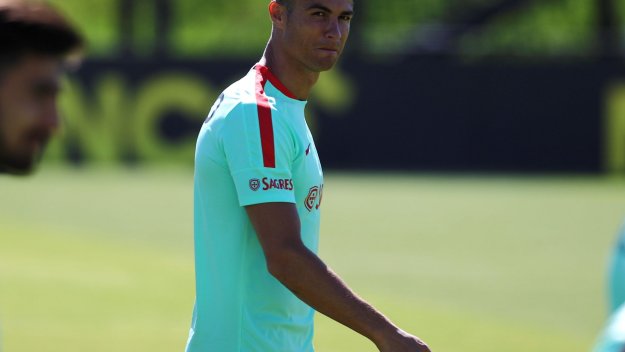 Найк стана за смях с реклама за Кристиано, краде от Адидас + СНИМКА