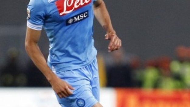 Единсон Кавани: Не мисля, че струвам 63 милиона евро