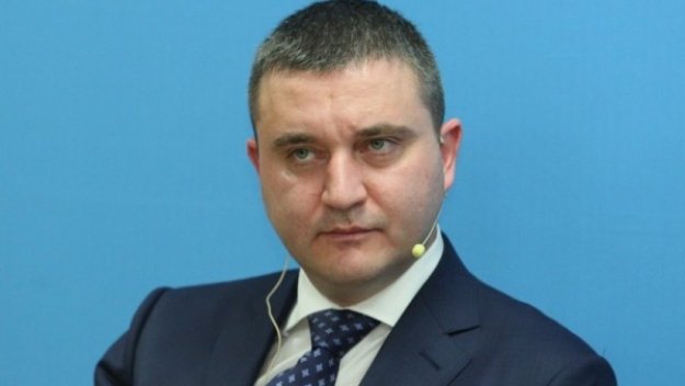 По стъпките на Лудогорец: Още футболни клубове искат помощ по мярката "60/40"