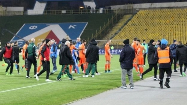 ОКОНЧАТЕЛНО: БФС отряза Левски за отнетите пет точки