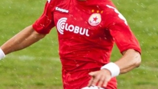 Турци флиртуват с футболист на ЦСКА