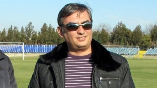 Цонко Цонев не кляка пред Боби