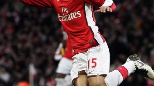 Пращат Денилсон на „Камп Ноу”