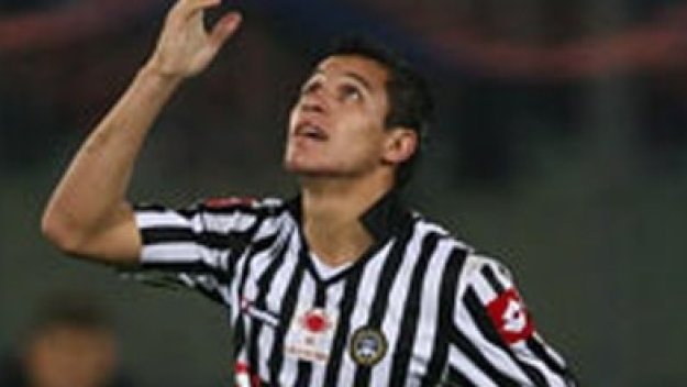 Нападател на Удинезе пред трансфер в Интер