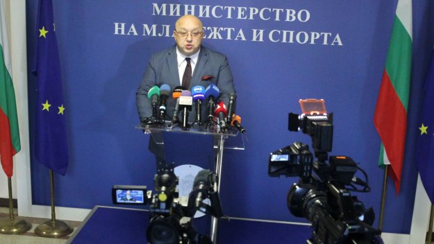 Красен Кралев за ексцесиите: Има проблем и ние ще се намесим