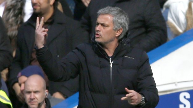 Моуриньо захапа Юве и Бенитес