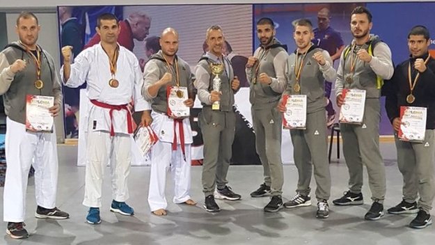 4 златни медала за каратеките ни на световното
