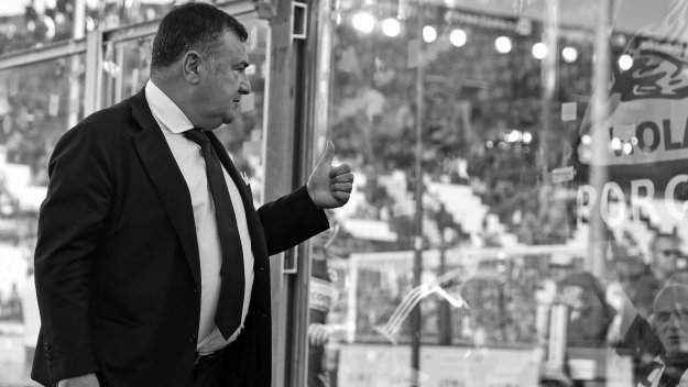 Тъжно: Директор на Фиорентина почина на 57 години