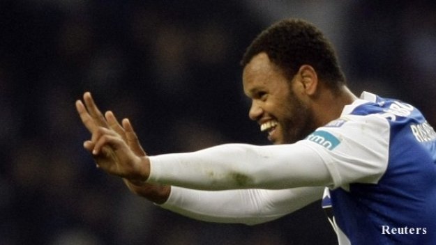 &quot;Тутоспорт&quot;: Интер преговаря с Порто за Роландо