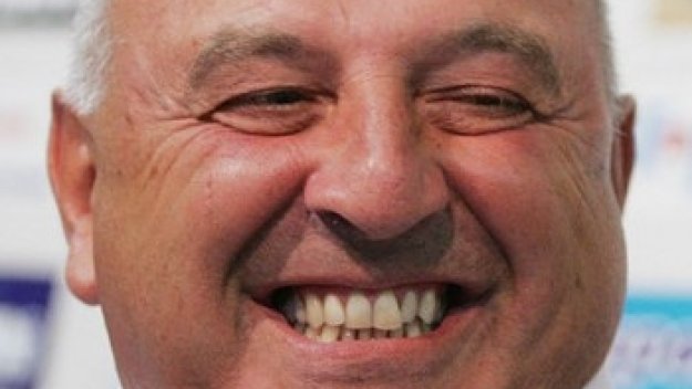 Венци: Руснаци питат за Мболи