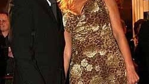 Матеус иска 180 000 евро от бившата си жена