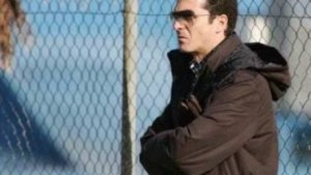 Гийермо Амор бере душа в болница